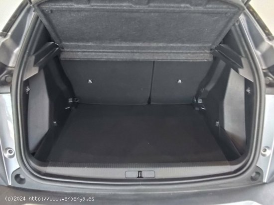 Peugeot 2008   Puretech 100 S&S 6 Vel. MAN Active Pack - 