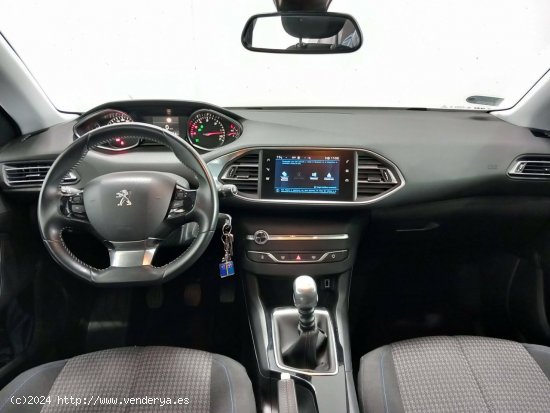 Peugeot 308  5P  BlueHDi 100 S&S 6 Vel. MAN Style - 