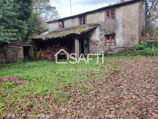 Casa con encanto del año 1900, perfecta para turismo rural y a un paso del Camino de Santiago.