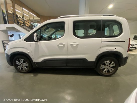 Peugeot Rifter Active Nav Standard BlueHDi 73kW - GARANTIA MECANICA - Barcelona