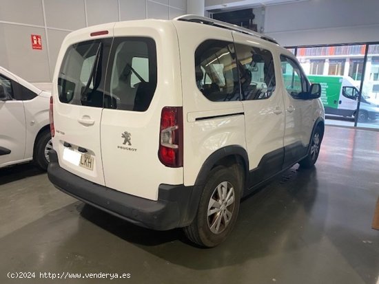 Peugeot Rifter Active Nav Standard BlueHDi 73kW - GARANTIA MECANICA - Barcelona