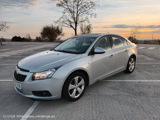 Chevrolet Cruze  2.0 - Madrid