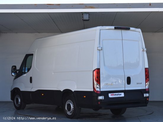 Iveco Daily 35S 14 H2 - Barcelona