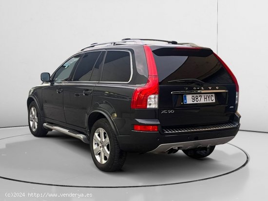 Volvo XC-90 D5 Momentum Geartronic - Barcelona