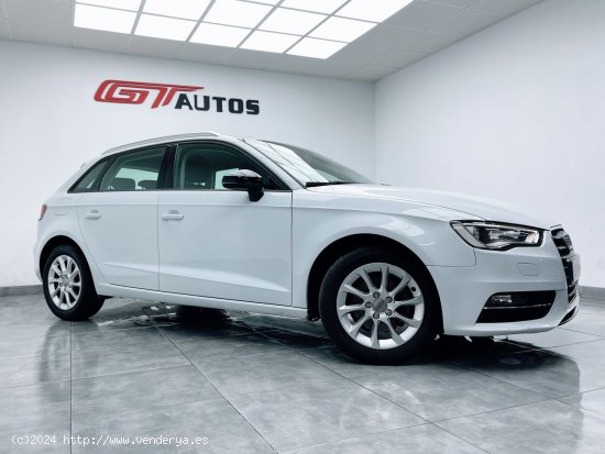 Audi A3 Sportback 1.6 TDI Attraction S tronic 110CV - Málaga