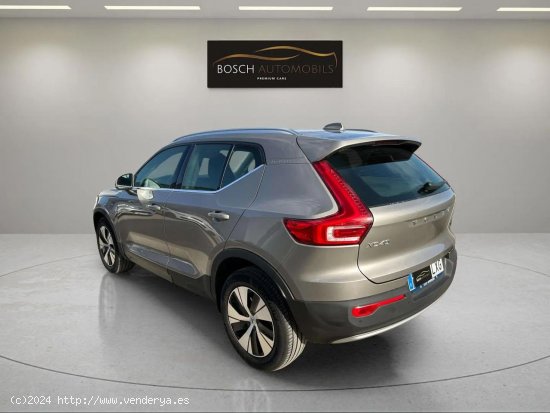 Volvo XC40 Recharge PHEV T4 Core 211cv - Vilassar de Dalt