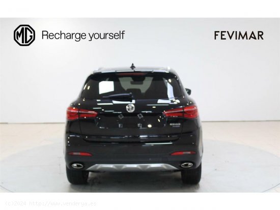 MG eHS 1.5T-GDI PHEV Luxury - 