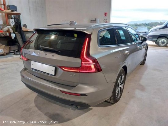 Volvo V60 2.0 D3 Business Plus Auto - Navalcarnero