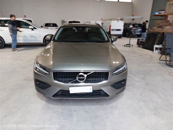 Volvo V60 2.0 D3 Business Plus Auto - Navalcarnero