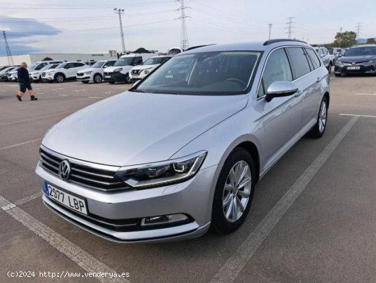  VOLKSWAGEN Passat en venta en Pamplona/IruÃ±a (Navarra) - Pamplona/IruÃ±a 