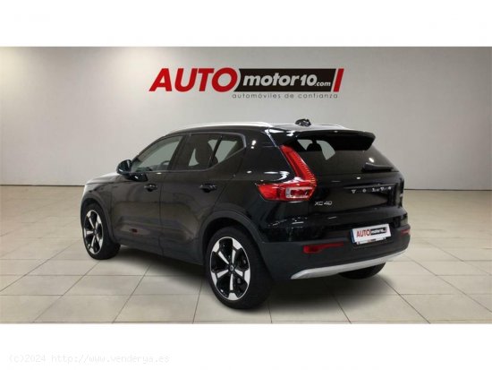 Volvo XC40 2.0 D3 AWD Momentum Auto - 