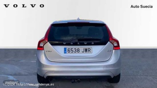 Volvo V 60 familiar 2.0 D3 MOMENTUM AUTO 5P de 2017 con 169.453 Km por 15.500 EUR. en Guipuzcoa