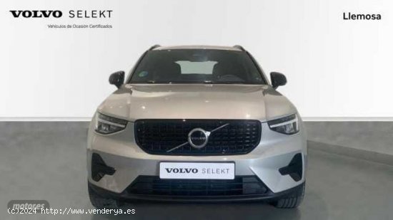 Volvo XC40 XC40 Plus, B3 mild hybrid, Gasolina, Dark de 2023 con 22.100 Km por 37.300 EUR. en Lleida