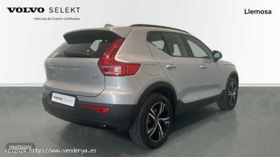 Volvo XC40 XC40 Plus, B3 mild hybrid, Gasolina, Dark de 2023 con 22.100 Km por 37.300 EUR. en Lleida