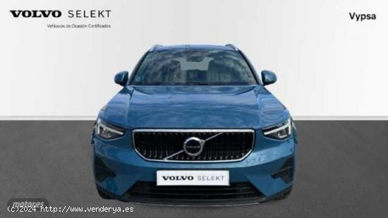 Volvo XC40 2.0 B3 CORE AUTO 163 5P de 2024 con 17.366 Km por 32.500 EUR. en Malaga