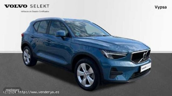 Volvo XC40 2.0 B3 CORE AUTO 163 5P de 2024 con 17.366 Km por 32.500 EUR. en Malaga