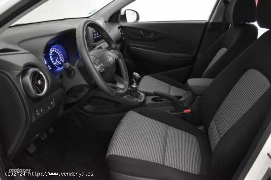 Hyundai Kona 1.0 TGDI Klass 4x2 de 2023 con 16.659 Km por 19.990 EUR. en Cadiz