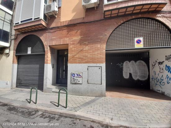 PLAZA DE PARKING EN CALLE VICENTA JIMENEZ - MADRID