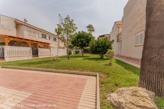 FANTASTICO BUNGALOW CON AMPLIA TERRAZA EN GRAN ALACANT - ALICANTE