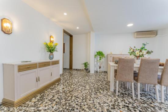 FAMILIA NUMEROSA BUSCA VIVIENDA AMPLIA EN ALTABIX - ALICANTE