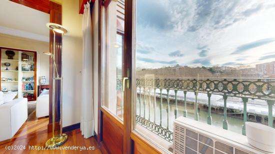 VIVIENDA CON GRANDES VISTAS A LA RIA Y CENTRO HISTORICO DE BILBAO - VIZCAYA