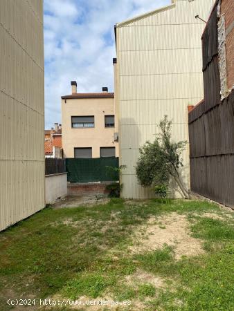 Terreno en venta de 136 m2 en la calle principal de Sant Vicenç de Castellet - BARCELONA