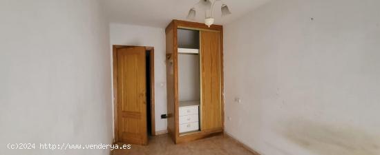 SE VENDE ESTUPENDO PISO EN ABARAN - MURCIA