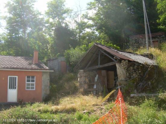 Casa para reformar en Arbo - PONTEVEDRA