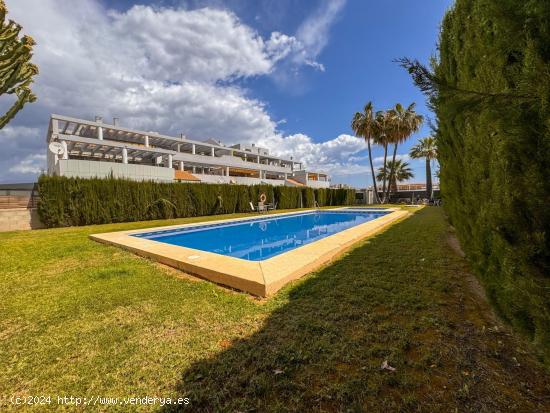 Apartamento de 2 dormitorios en el centro de Albir con terraza de 24m2 - ALICANTE