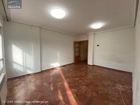 Grupo la Noria VENDE piso. 3 Dormitorios, 2 Baños, Garaje y Trastero incluido en precio. - ALBACETE