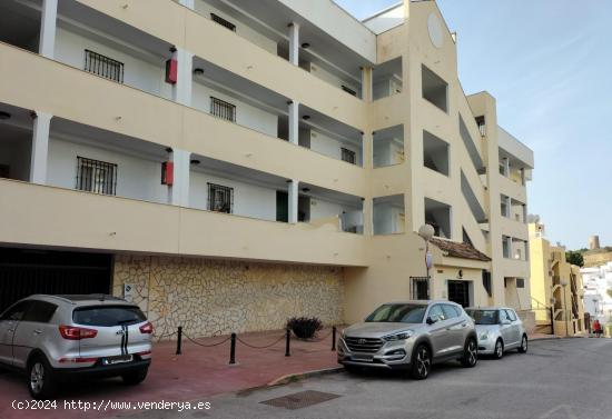 Venta Garaje en Torreblanca. Fácil acceso maniobra. Cámaras vigilancia en cdad. - MALAGA