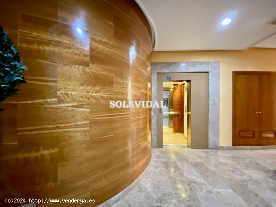 SOL8VIDAL VENDE ESPECTACULAR PISO CON GARAJE Y TRASTERO - ALICANTE