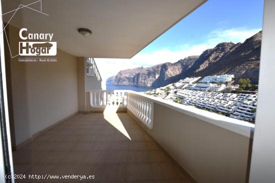 Atico duplex en venta en Los Acantillados de los Gigantes. Complejo Gigansol del Mar - SANTA CRUZ DE