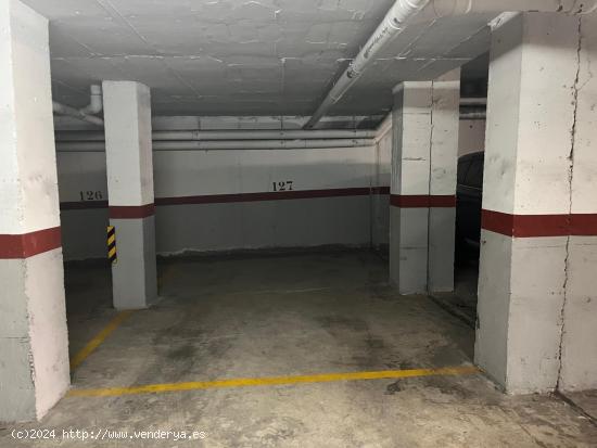 EN VENTA: 17 PLAZAS DE GARAJE EN EL EDIFICIO OMEGA II - CADIZ