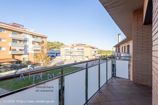 Duplex en Pineda de Mar con parking incluido - BARCELONA