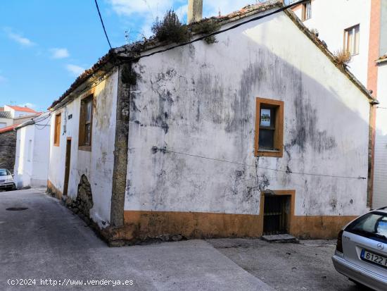 Casa para reformar en Laxe - A CORUÑA