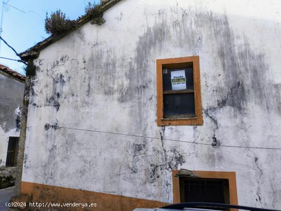 Casa para reformar en Laxe - A CORUÑA