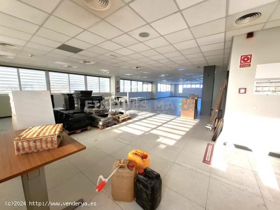 ¡OFICINAS EN ALQUILER! ¡ZONA INDUSTRIAL! - BARCELONA