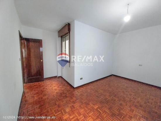 Piso en venta en da Ronda de Don Bosco, Plaza España, Vigo - PONTEVEDRA