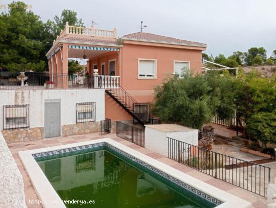  Se Vende en Crevillent - ALICANTE 