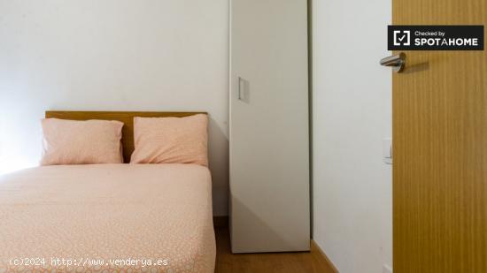 Acogedora habitación en alquiler en apartamento de 2 dormitorios en El Born - BARCELONA