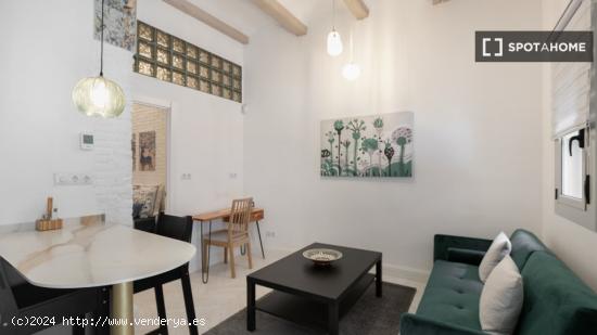 Práctico y moderno apartamento a un paso del Centro Comercial Gran Vía 2 - BARCELONA