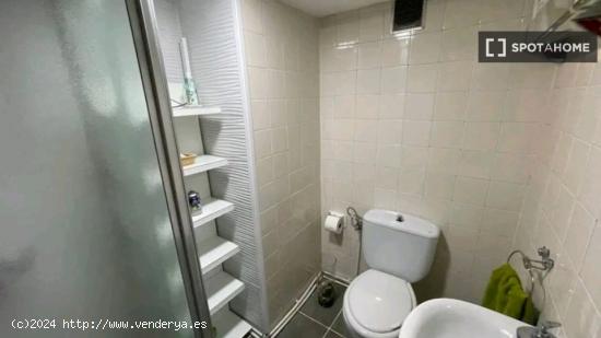 Piso completo de 2 dormitorios en Vigo - PONTEVEDRA