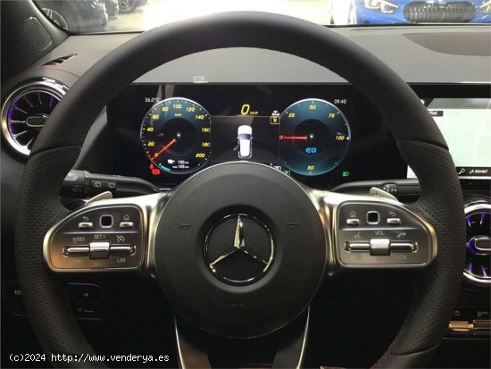 Mercedes EQA EQA 300 4MATIC - 