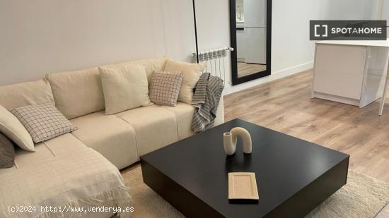 Apartamento de 1 dormitorio en alquiler en Madrid - MADRID