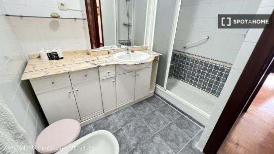 Apartamento de 3 habitaciones en alquiler en Madrid - MADRID