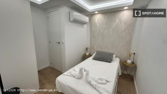 Apartamento de 2 dormitorios en alquiler en Madrid - MADRID