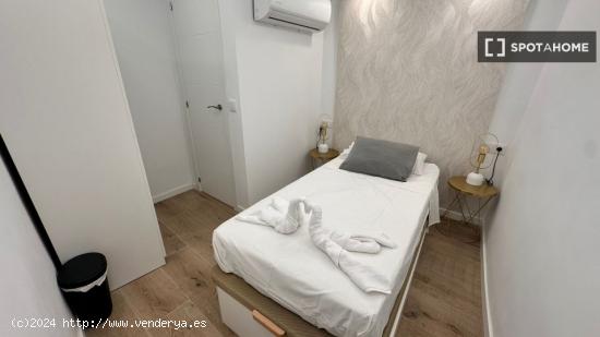 Apartamento de 2 dormitorios en alquiler en Madrid - MADRID