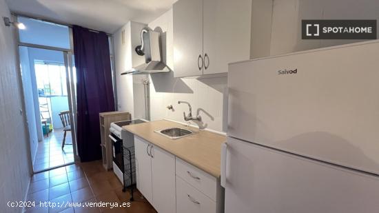 Apartamento de 2 dormitorios en alquiler en Madrid - MADRID