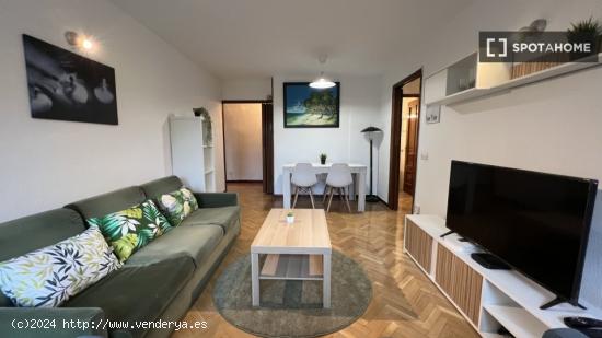 Apartamento de 2 dormitorios en alquiler en Madrid - MADRID